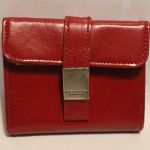 Reaction Kenneth Cole - Red Wallet For Cards, ID, pictures, bills, coins. Red
